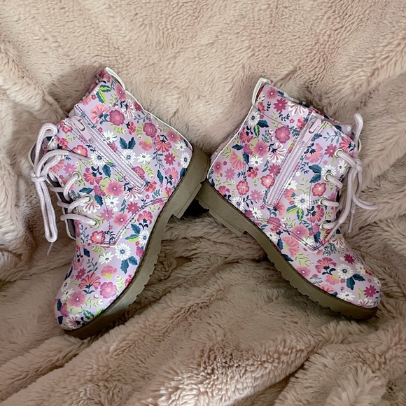 fabkids Other - NWT Girls FabKids Floral Boots - Size 12
